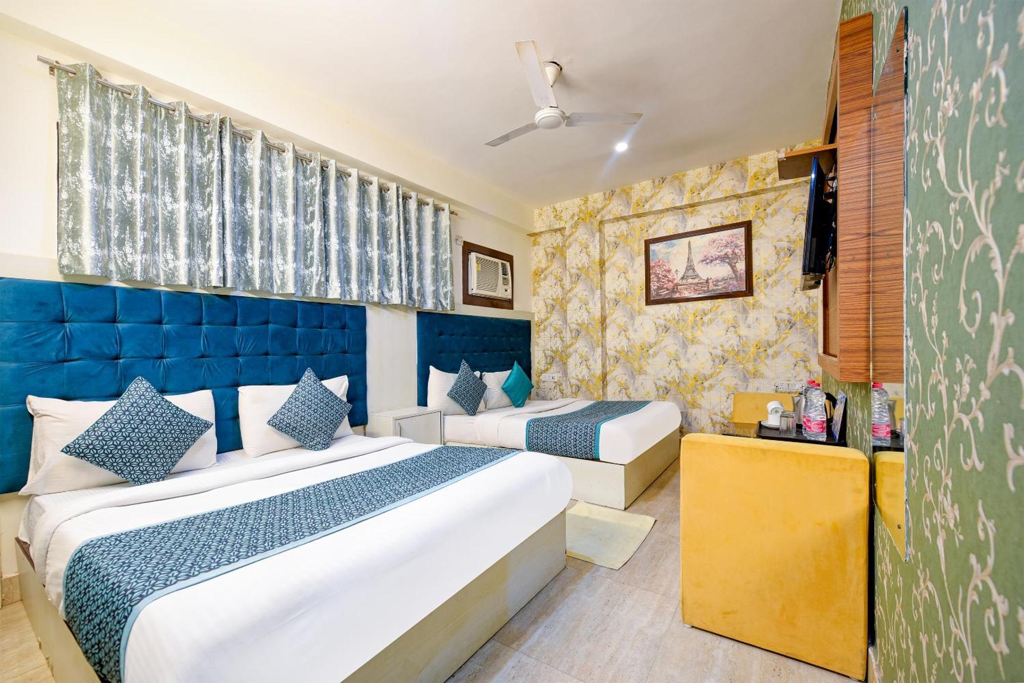 Airport Hotel Classic Park New Delhi Bagian luar foto