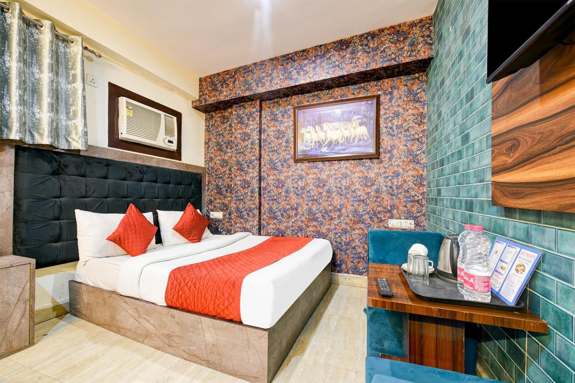 Airport Hotel Classic Park New Delhi Bagian luar foto